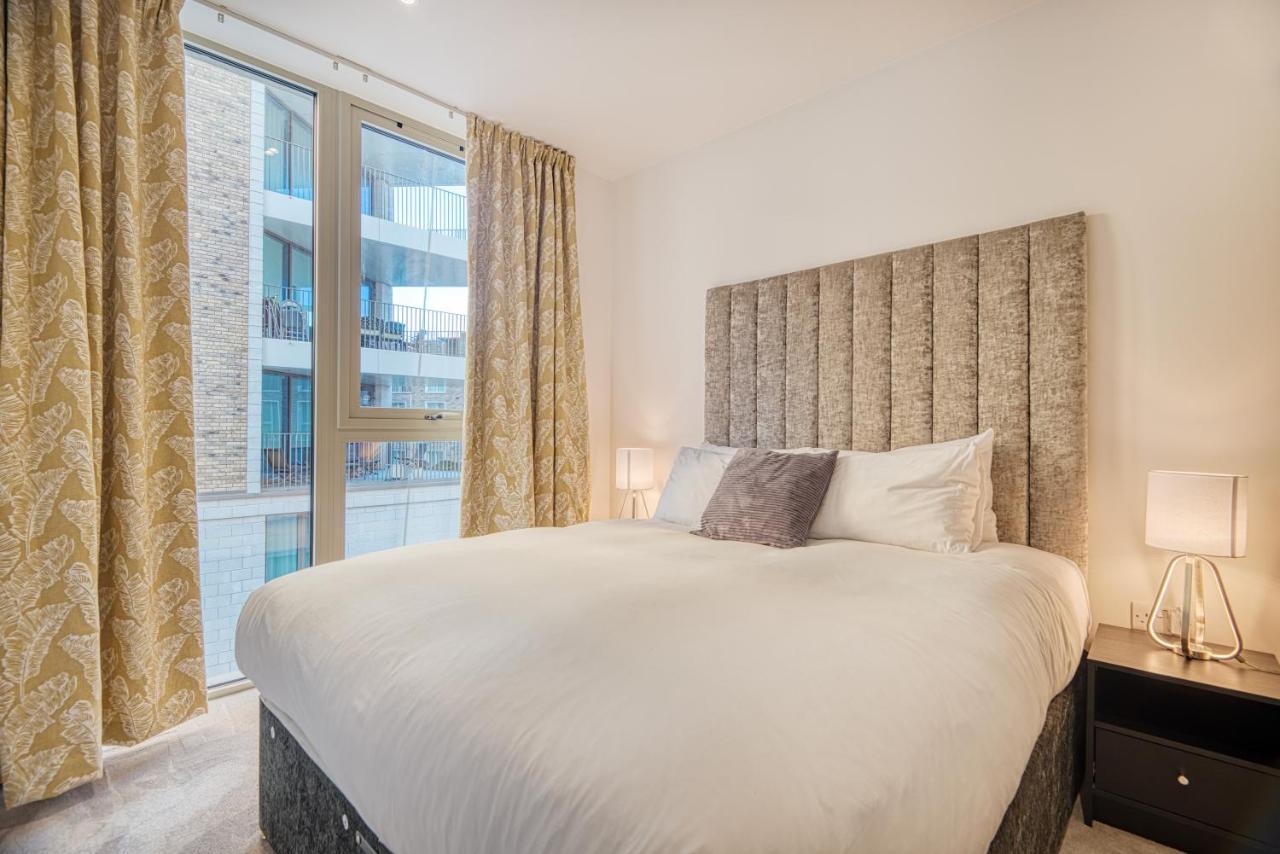 Austin David Apartments Royal Wharf London Eksteriør bilde