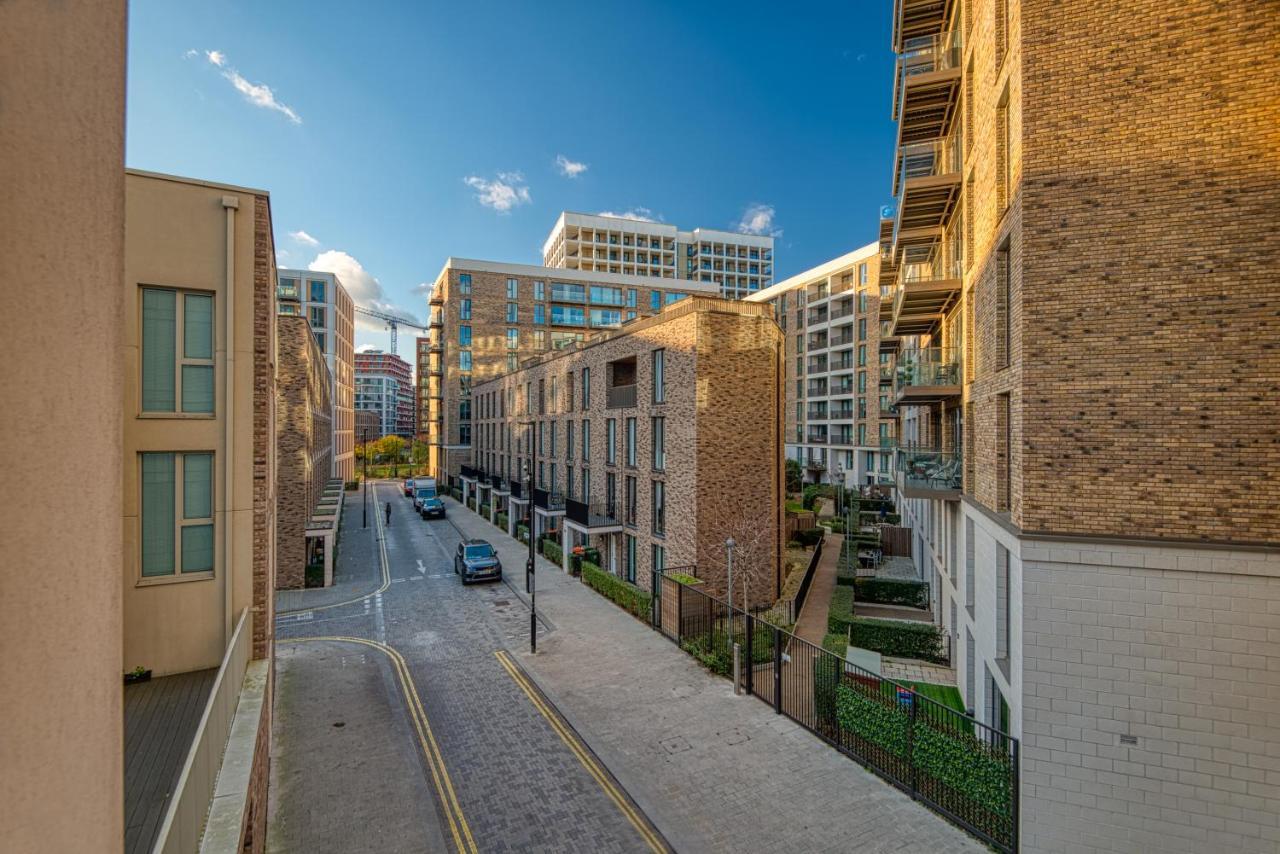 Austin David Apartments Royal Wharf London Eksteriør bilde